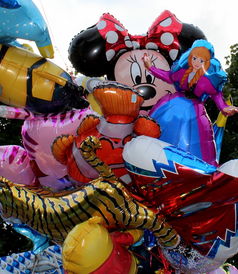 (球球射击红包版下载)畅享无限金币乐趣,球球射击大作战带你体验无尽精彩挑战! (球球射击红包版下载)畅享无限金币乐趣,球球射击大作战带你体验无尽精彩挑战!