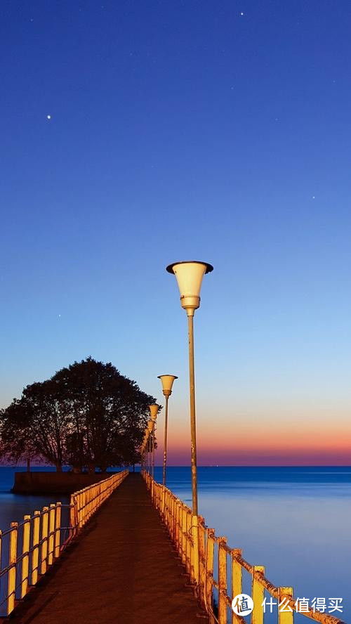 探索时光旅人在穿越历史长河中表达的深情恋旧与期待未来之情感冲突 探索时光旅人在穿越历史长河中表达的深情恋旧与期待未来之情感冲突