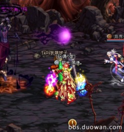 我在异界开客栈：一个平凡人如何在魔法与冒险中崛起的精彩故事