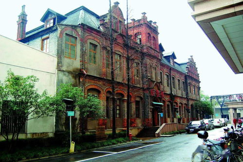 揭发:澳门大三巴一肖一特学校怎么样跟新澳门一肖一中特预测重点释义、专家解析解释与落实​,远离欺骗的迷雾